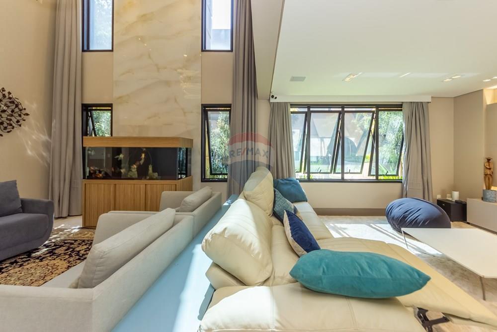 Casa à venda em condomínio, Alto da Boa Vista (São Paulo), Rua Marechal Deodoro. Condomínio Reserva