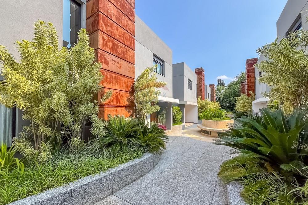 Casa à venda em condomínio, Alto da Boa Vista (São Paulo), Rua Marechal Deodoro. Condomínio Reserva