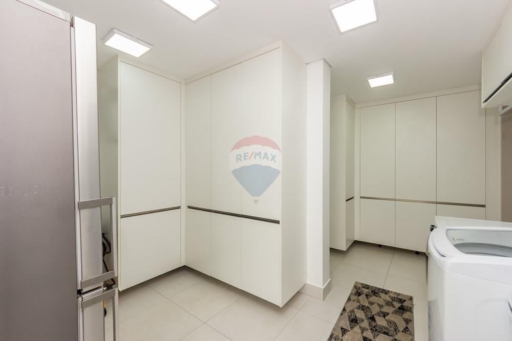 Casa à venda em condomínio, Alto da Boa Vista (São Paulo), Rua Marechal Deodoro. Condomínio Reserva