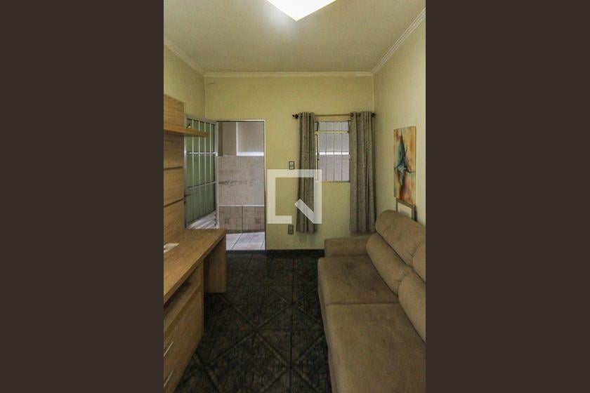 Casa à Venda – Vila Ema, 2 Quartos, 111 m² – São Paulo