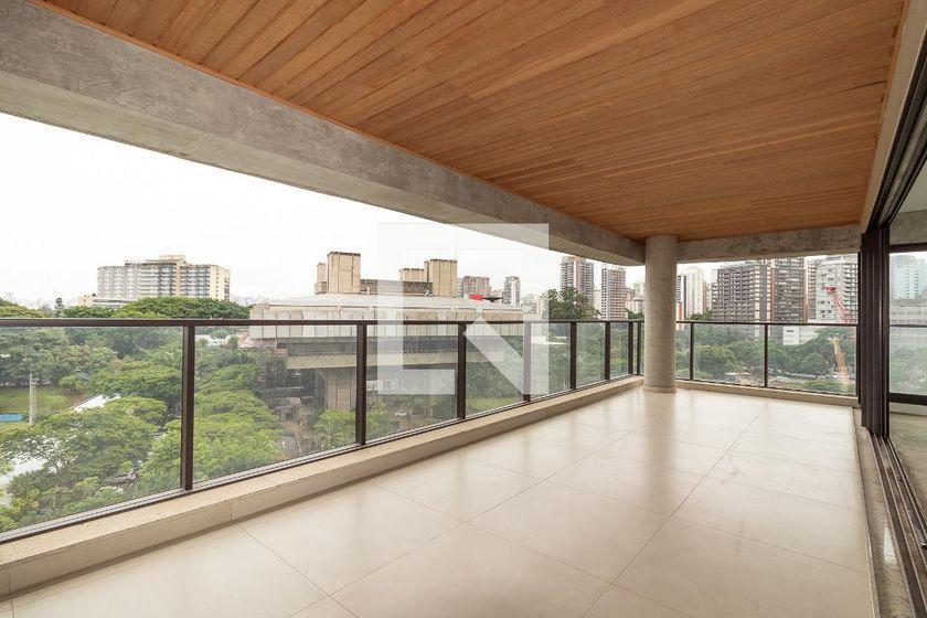 Apartamento à Venda – Moema, 3 Quartos, 171 m² – São Paulo