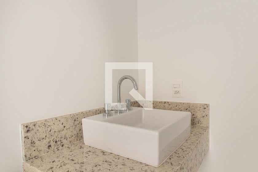 Apartamento à Venda – Moema, 3 Quartos, 171 m² – São Paulo