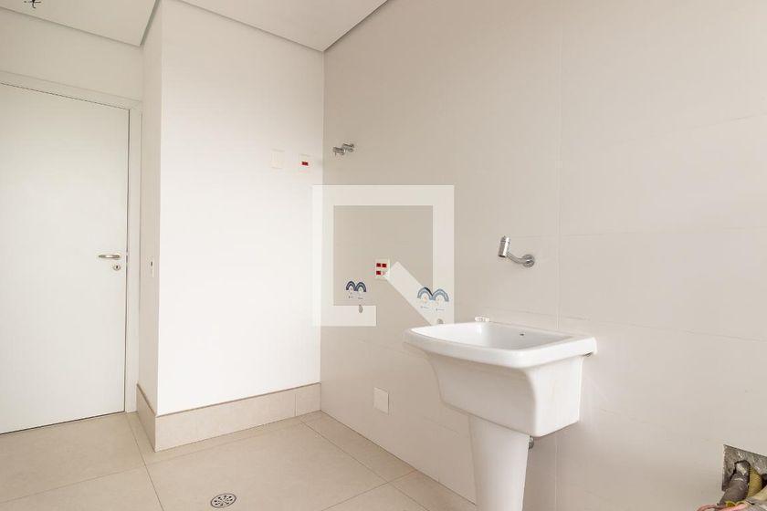 Apartamento à Venda – Moema, 3 Quartos, 171 m² – São Paulo