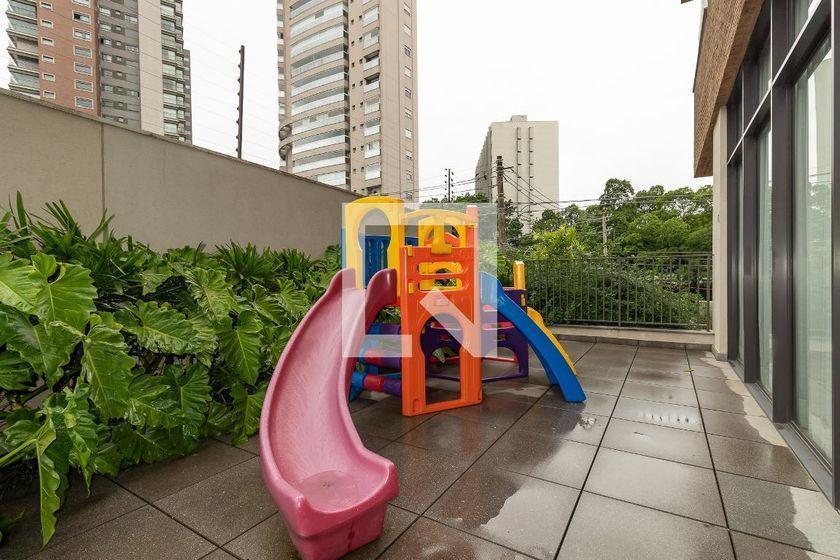 Apartamento à Venda – Moema, 3 Quartos, 171 m² – São Paulo
