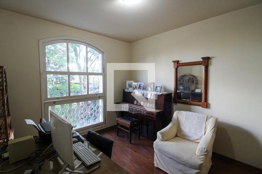 Casa à Venda – Butantã, 5 Quartos, 640 m² – São Paulo