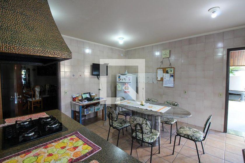 Casa à Venda – Butantã, 5 Quartos, 640 m² – São Paulo
