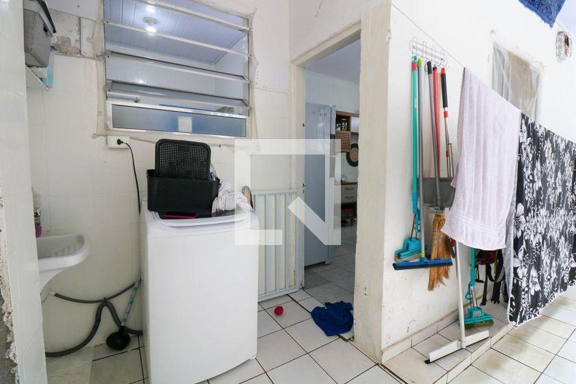Casa à Venda – Chácara Santo Antonio, 2 Quartos, 90 m² – São Paulo