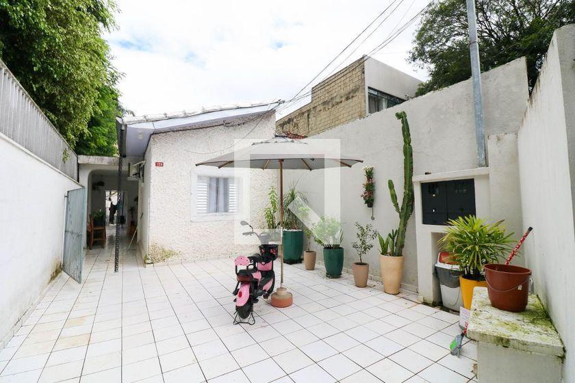 Casa à Venda – Chácara Santo Antonio, 2 Quartos, 90 m² – São Paulo