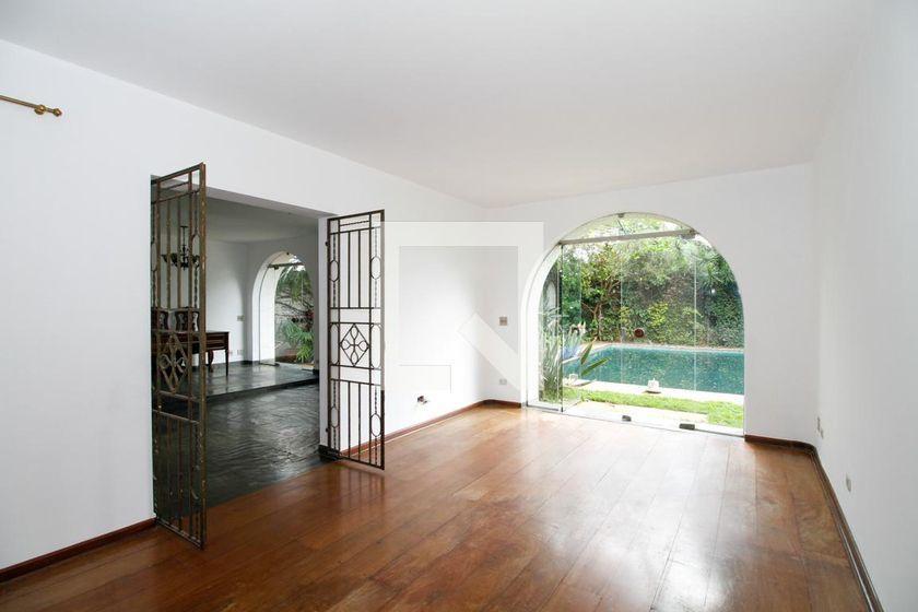 Casa à Venda – Vila Madalena, 4 Quartos, 875 m² – São Paulo