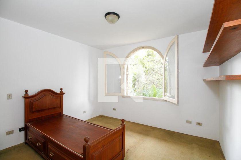Casa à Venda – Vila Madalena, 4 Quartos, 875 m² – São Paulo