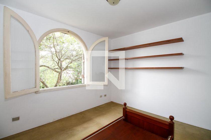 Casa à Venda – Vila Madalena, 4 Quartos, 875 m² – São Paulo