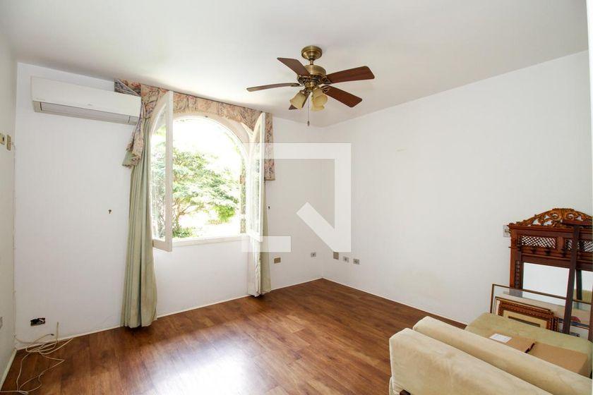 Casa à Venda – Vila Madalena, 4 Quartos, 875 m² – São Paulo
