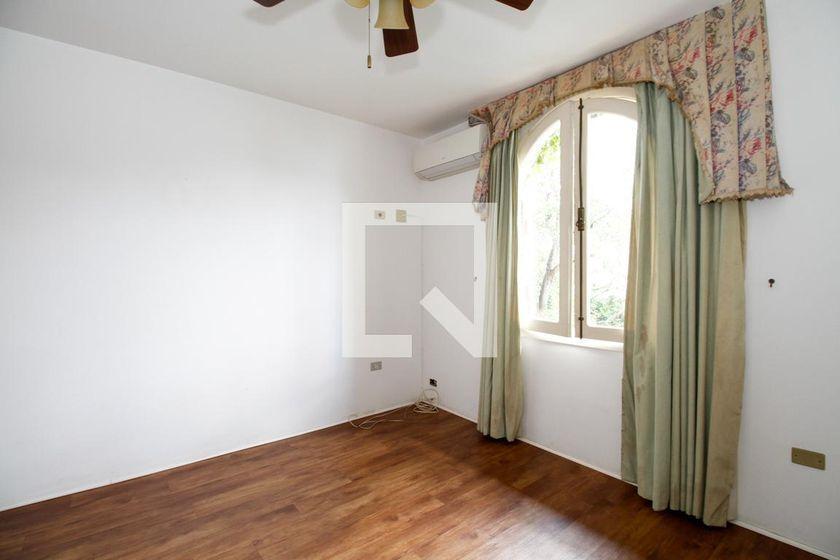 Casa à Venda – Vila Madalena, 4 Quartos, 875 m² – São Paulo