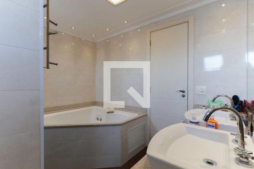 Apartamento à Venda – Santana, 4 Quartos, 250 m² – São Paulo