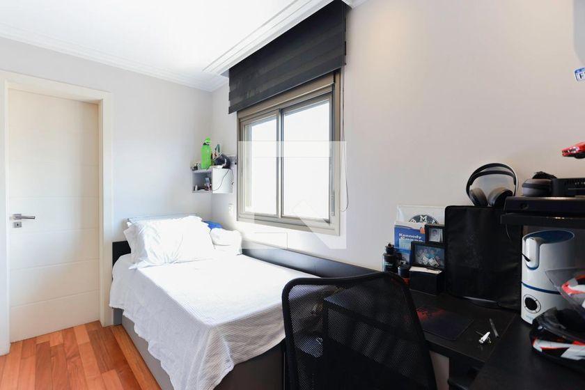 Apartamento à Venda – Santana, 4 Quartos, 250 m² – São Paulo