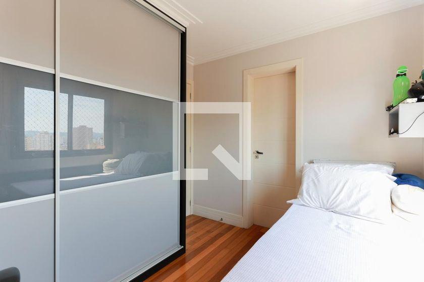 Apartamento à Venda – Santana, 4 Quartos, 250 m² – São Paulo