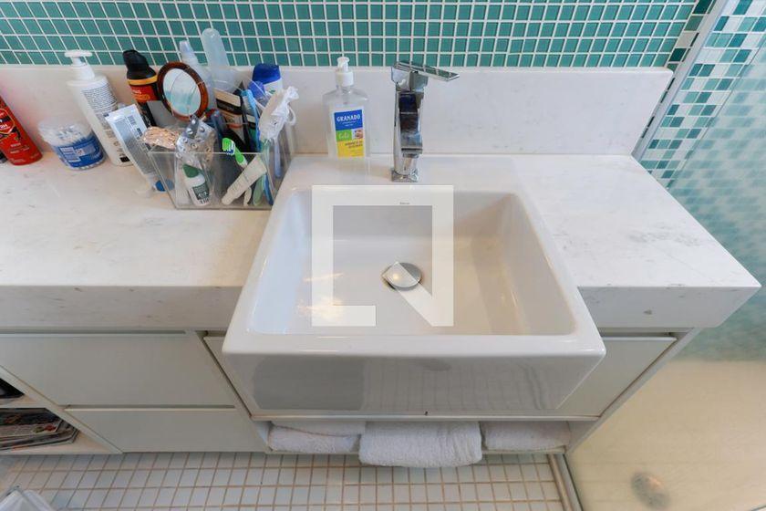Apartamento à Venda – Santana, 4 Quartos, 250 m² – São Paulo