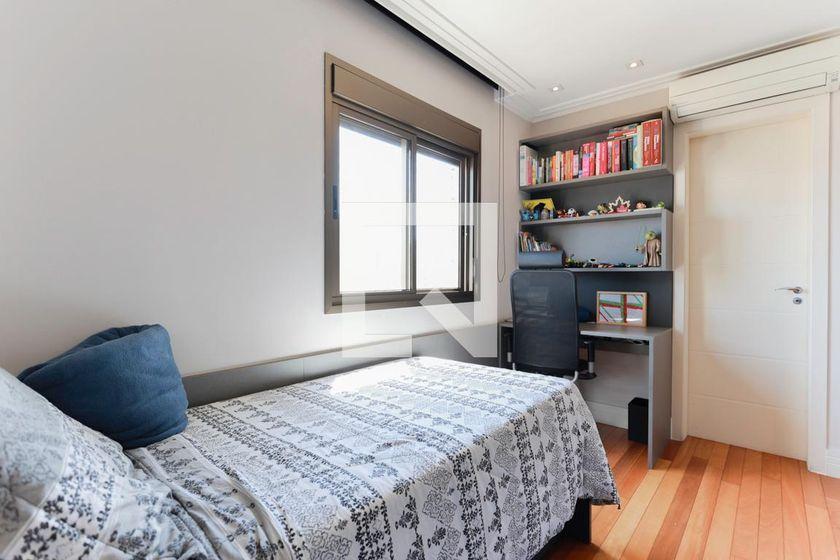 Apartamento à Venda – Santana, 4 Quartos, 250 m² – São Paulo