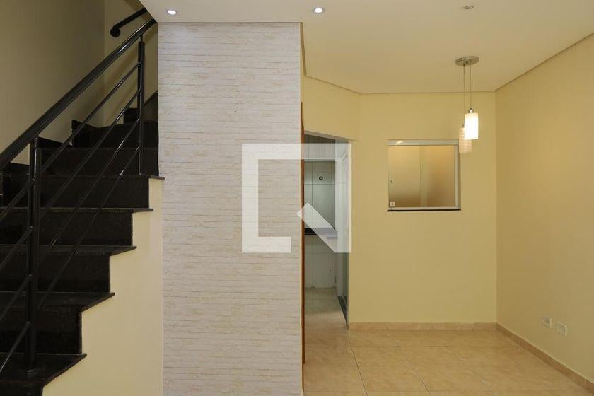 Casa à Venda – Itaquera, 2 Quartos, 65 m² – São Paulo