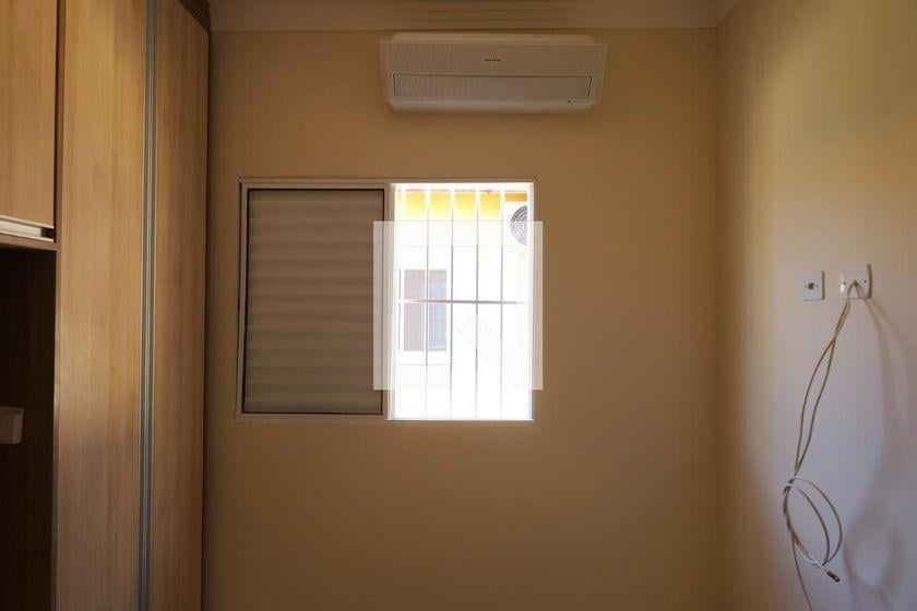 Casa à Venda – Itaquera, 2 Quartos, 65 m² – São Paulo