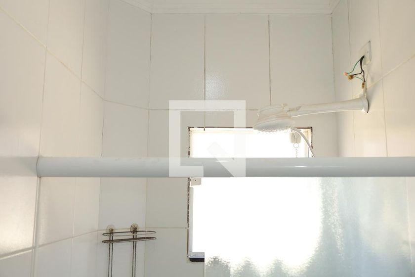 Casa à Venda – Itaquera, 2 Quartos, 65 m² – São Paulo
