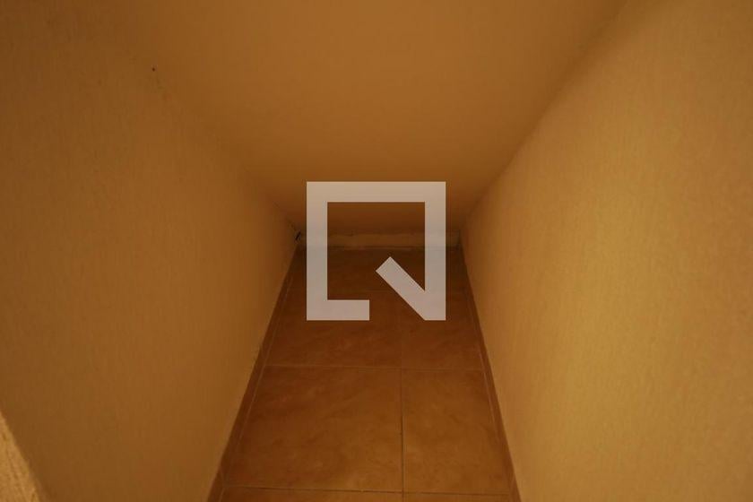 Casa à Venda – Itaquera, 2 Quartos, 65 m² – São Paulo
