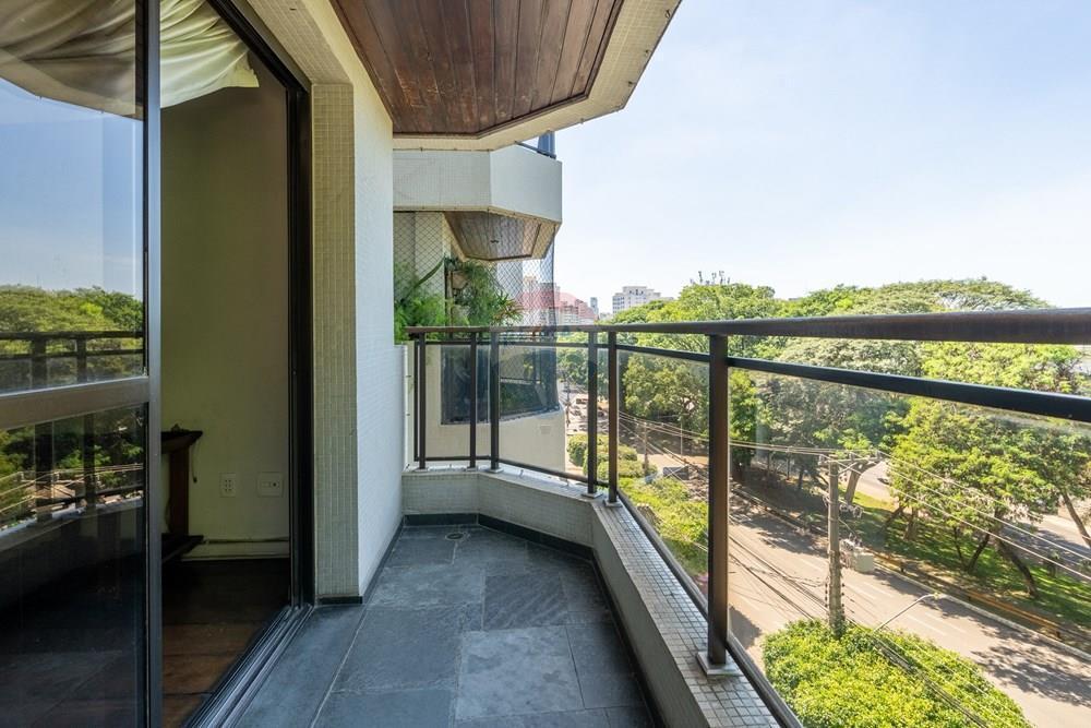 Apartamento 106m² à Venda na Av. Braz Leme | 3 Dormitórios, Suíte, Varanda e 2 Vagas