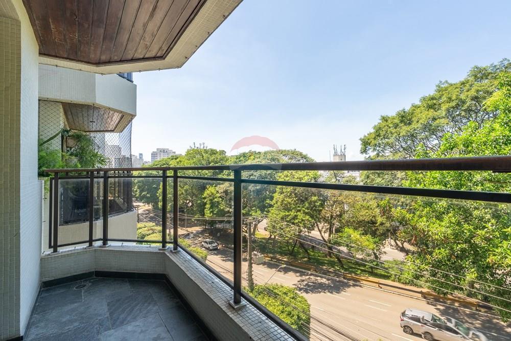 Apartamento 106m² à Venda na Av. Braz Leme | 3 Dormitórios, Suíte, Varanda e 2 Vagas
