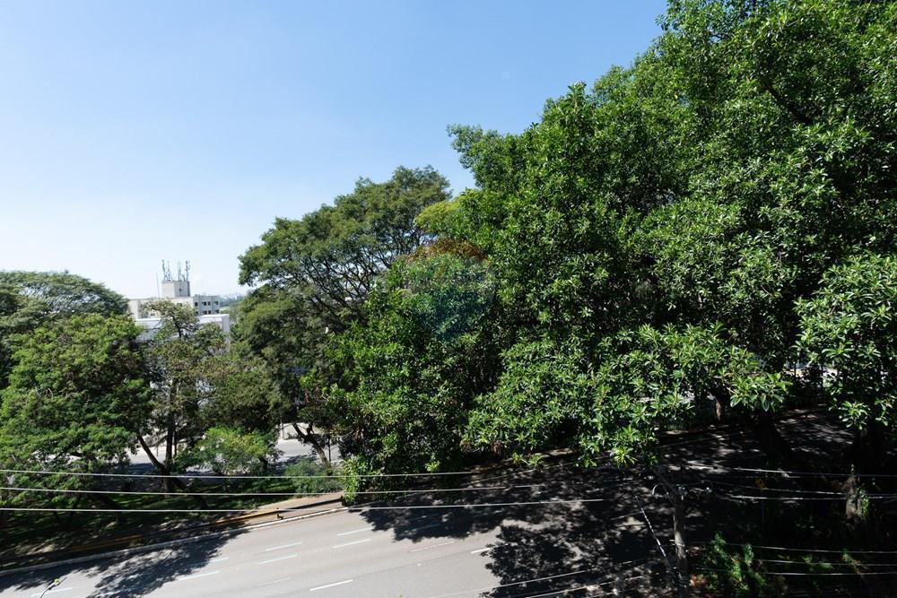 Apartamento 106m² à Venda na Av. Braz Leme | 3 Dormitórios, Suíte, Varanda e 2 Vagas