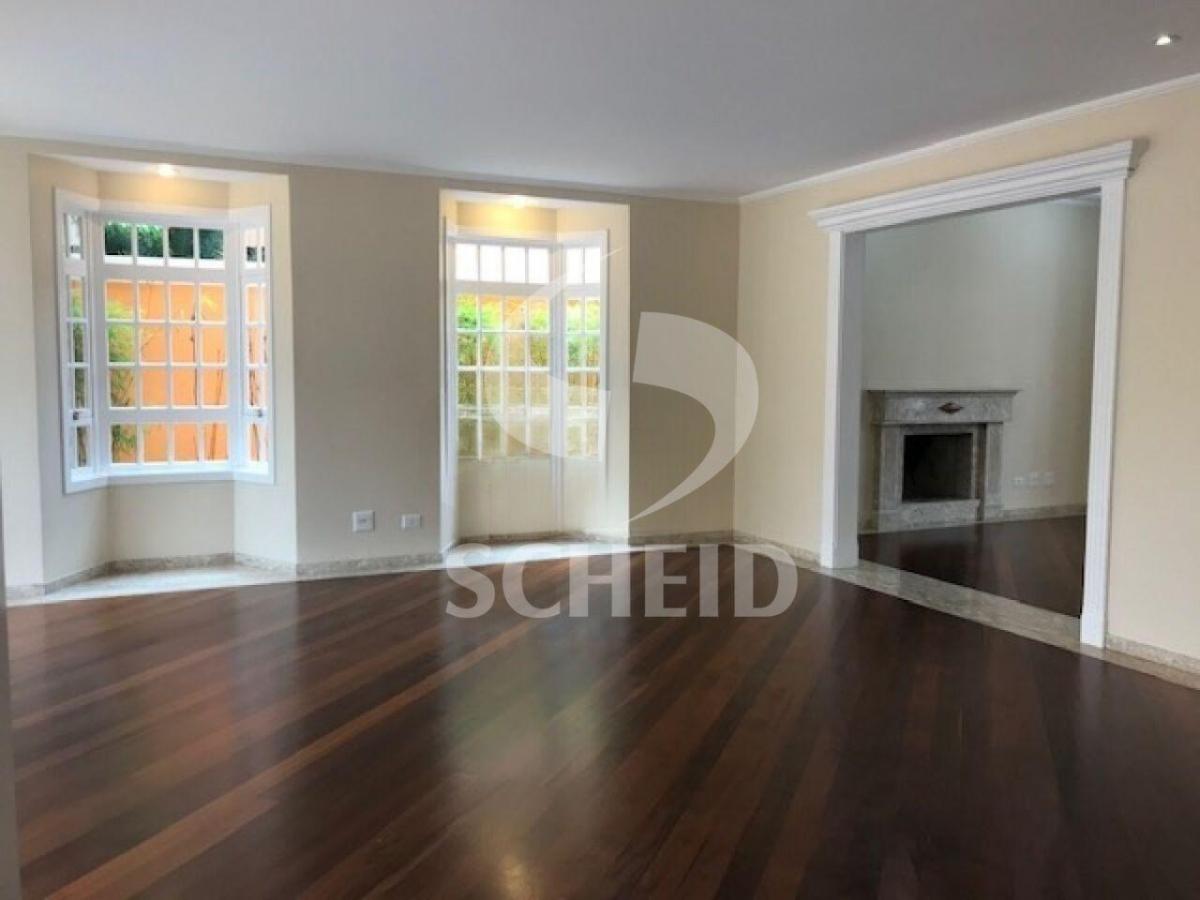 Casa em Condominio à Venda no Alto da Boa Vista, 500 m²
