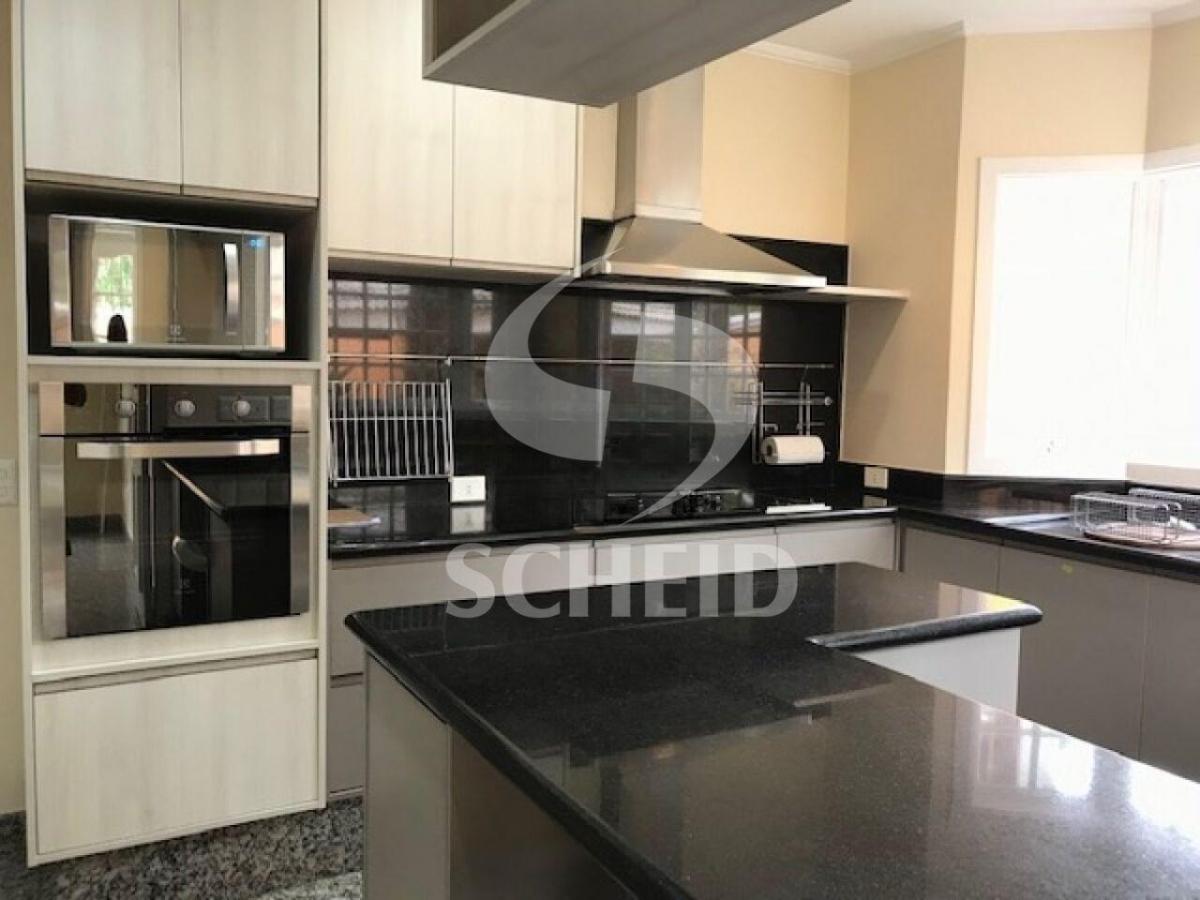 Casa em Condominio à Venda no Alto da Boa Vista, 500 m²