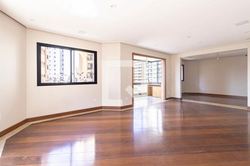 Apartamento à Venda – Moema, 3 Quartos, 200 m² – São Paulo