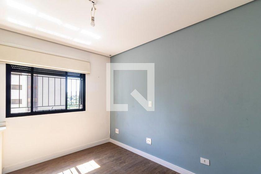 Apartamento à Venda – Moema, 3 Quartos, 200 m² – São Paulo
