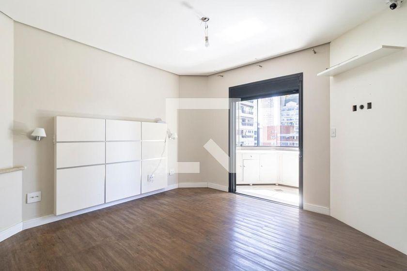 Apartamento à Venda – Moema, 3 Quartos, 200 m² – São Paulo