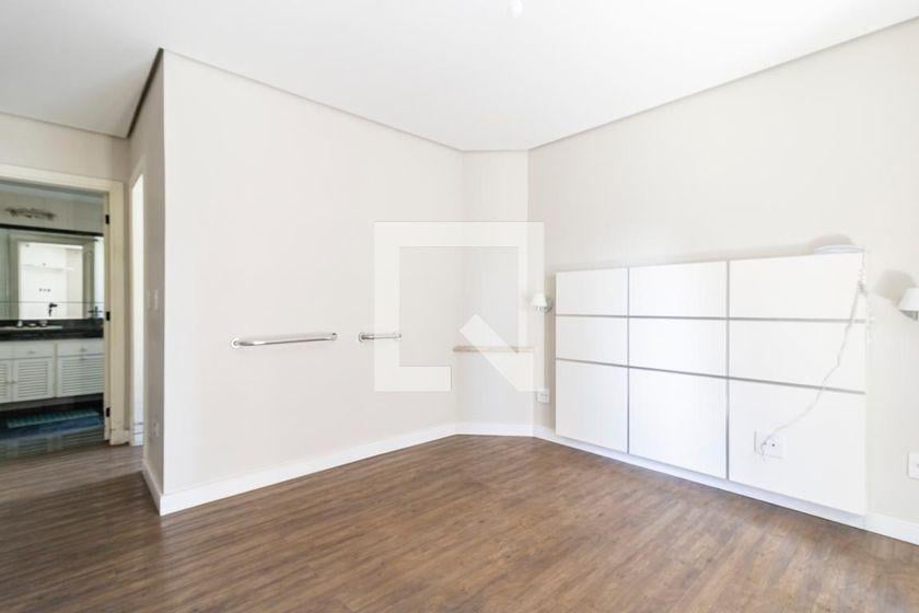 Apartamento à Venda – Moema, 3 Quartos, 200 m² – São Paulo