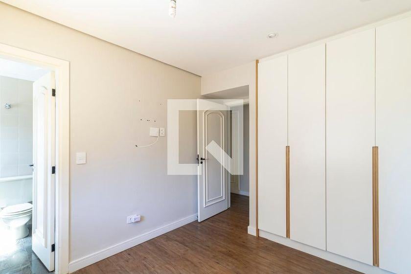 Apartamento à Venda – Moema, 3 Quartos, 200 m² – São Paulo