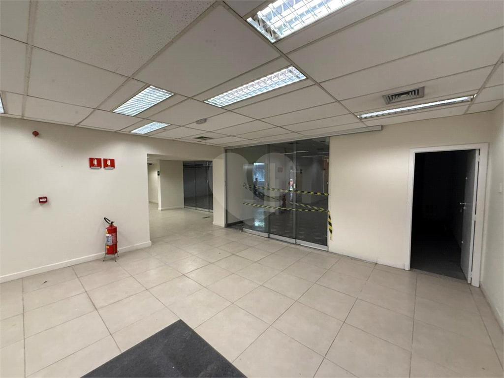 Prédio inteiro à venda em Bom Retiro – SP