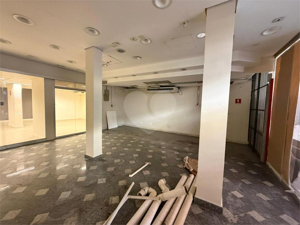 Prédio inteiro à venda em Bom Retiro – SP