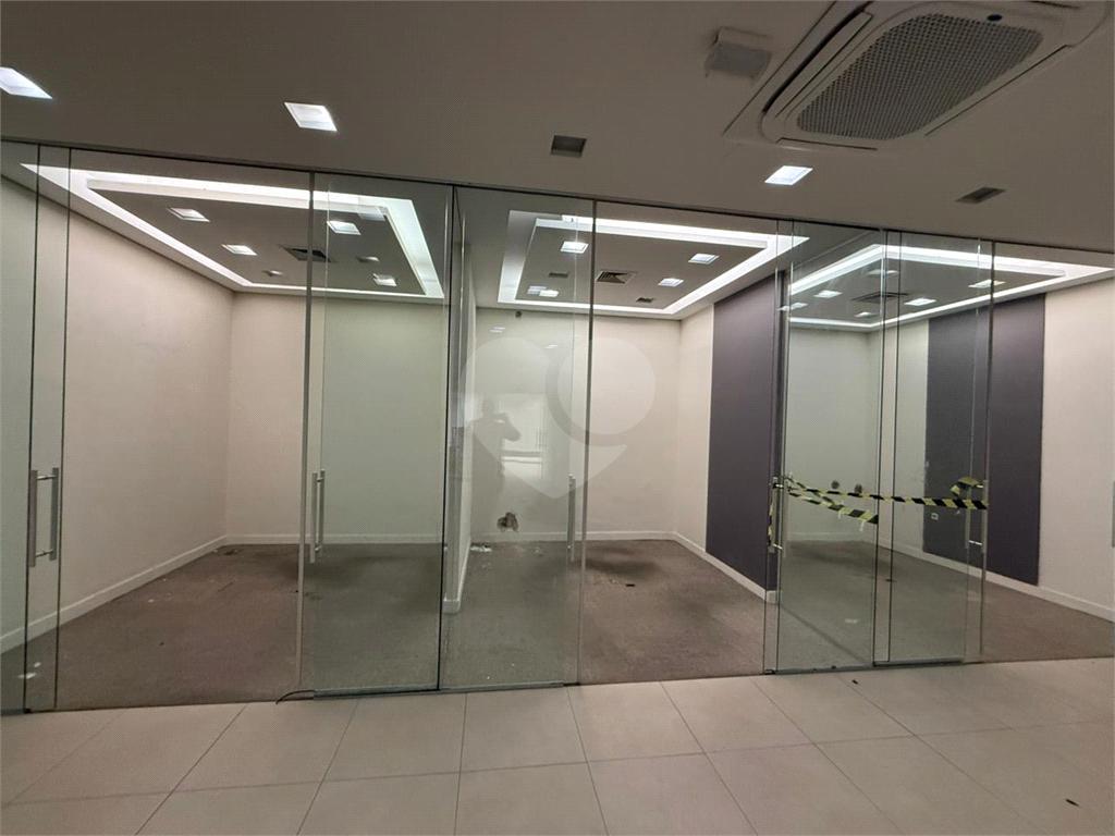 Prédio inteiro à venda em Bom Retiro – SP