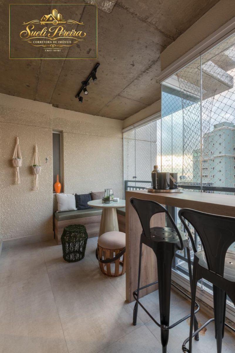 Apartamento na Vila Mariana para locação com 2 suítes, 2 vagas e perto do Parque Ibirapuera