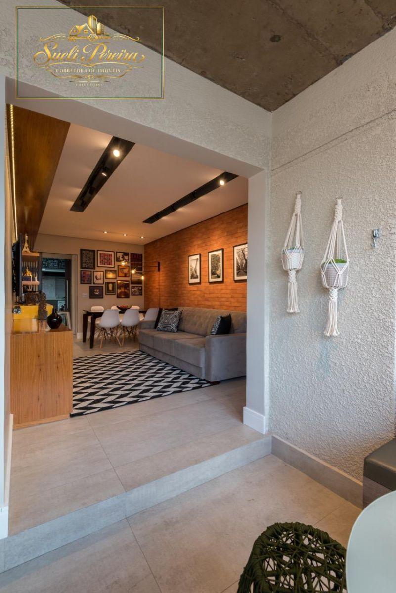 Apartamento na Vila Mariana para locação com 2 suítes, 2 vagas e perto do Parque Ibirapuera