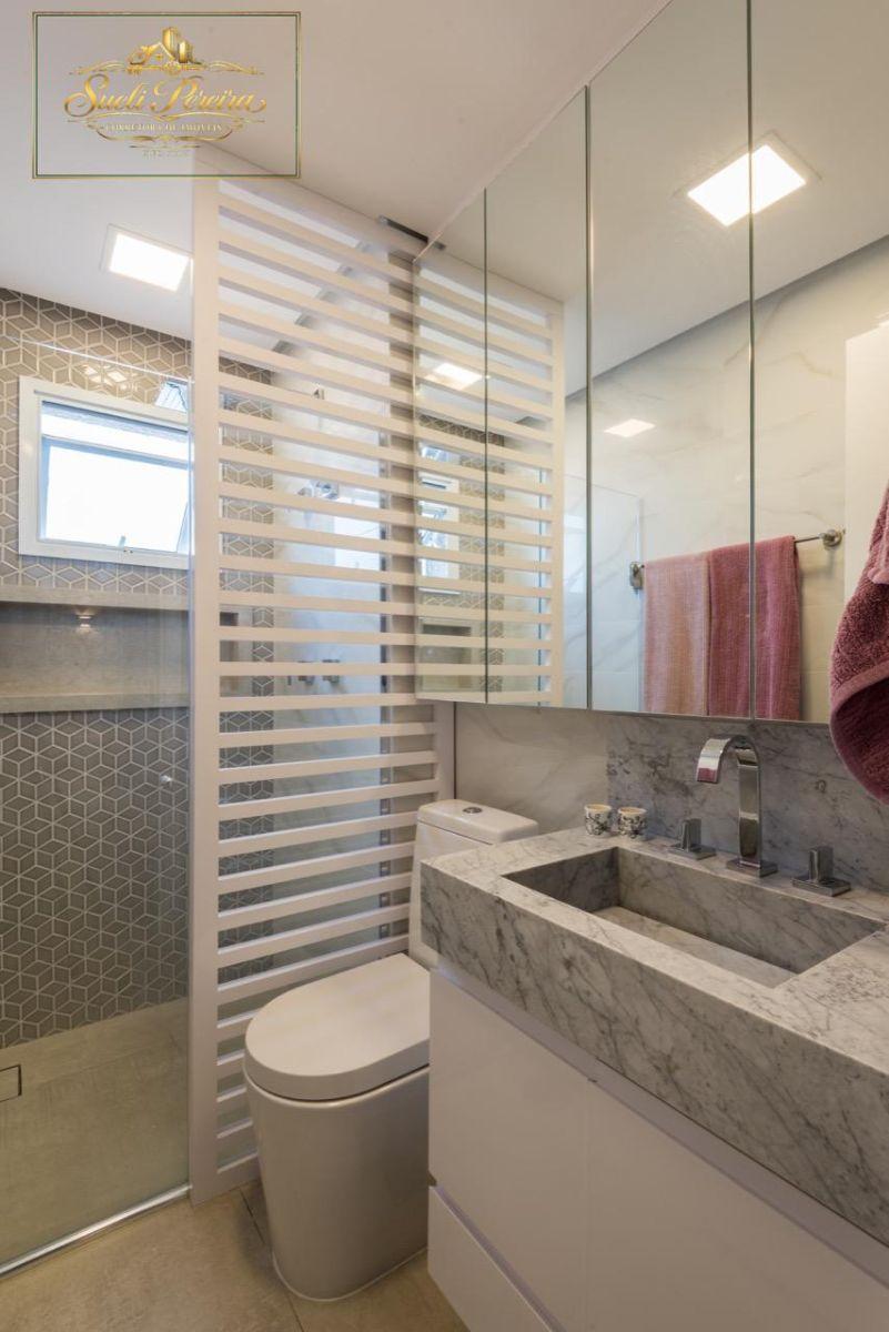 Apartamento na Vila Mariana para locação com 2 suítes, 2 vagas e perto do Parque Ibirapuera