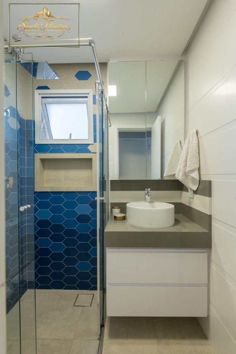 Apartamento na Vila Mariana para locação com 2 suítes, 2 vagas e perto do Parque Ibirapuera