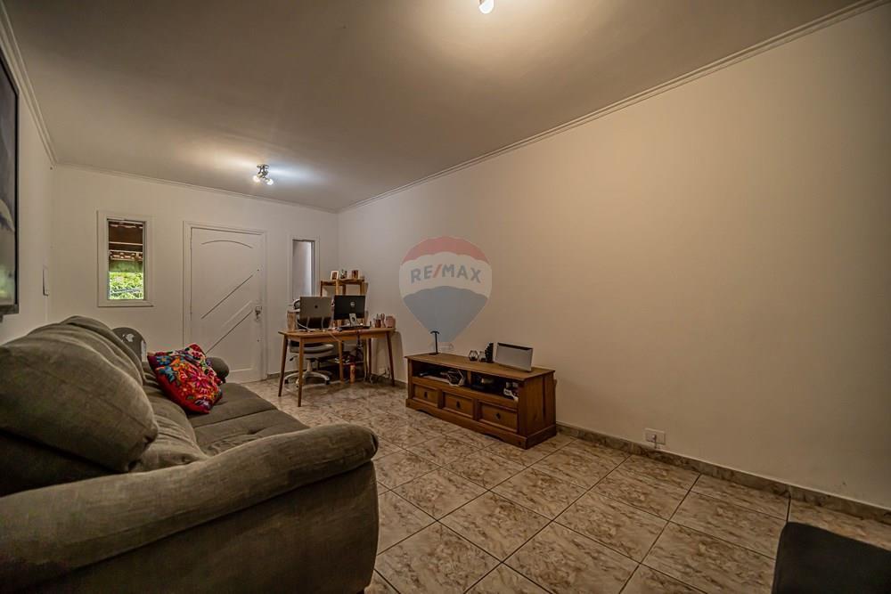 Sobrado à Venda com 3 Dormitórios por R$ 993.000 – Butantã