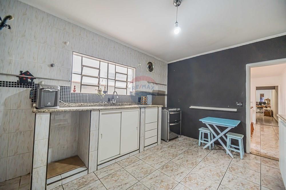Sobrado à Venda com 3 Dormitórios por R$ 993.000 – Butantã