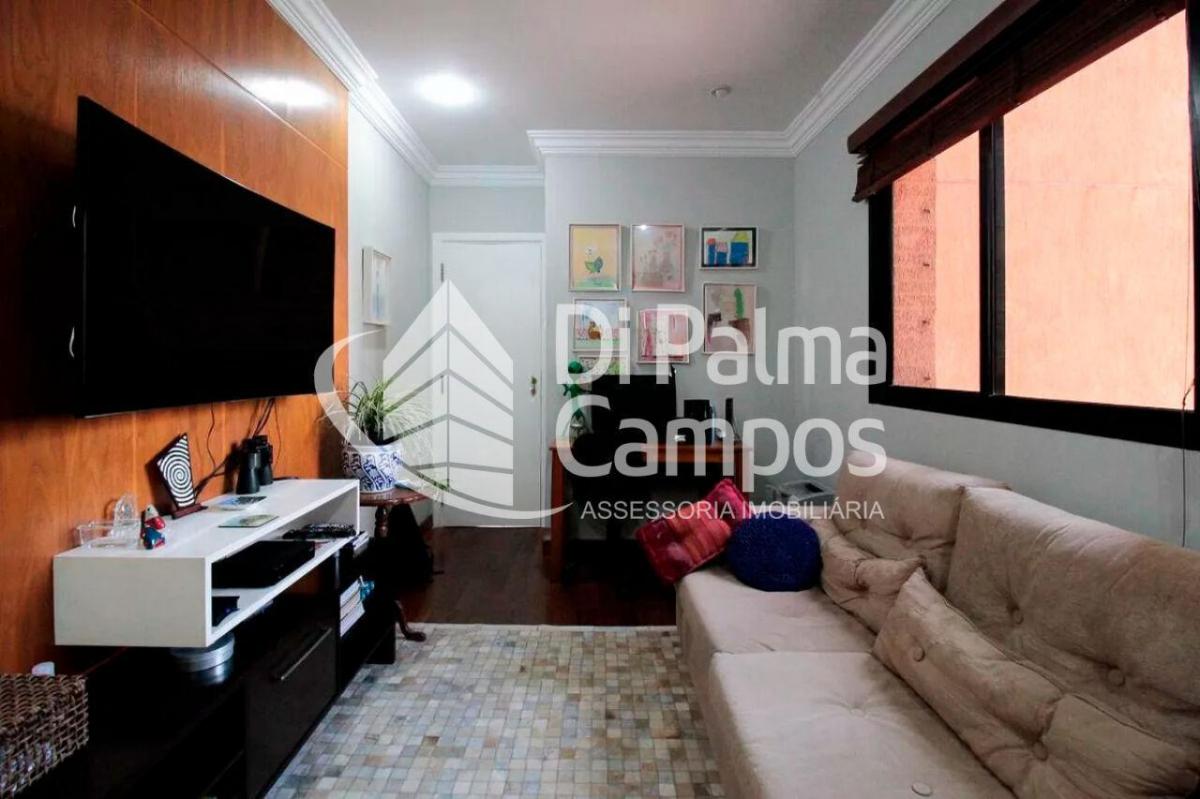 Apartamento com 267m², 4 suítes, varandas e próximo ao metrô no Paraíso