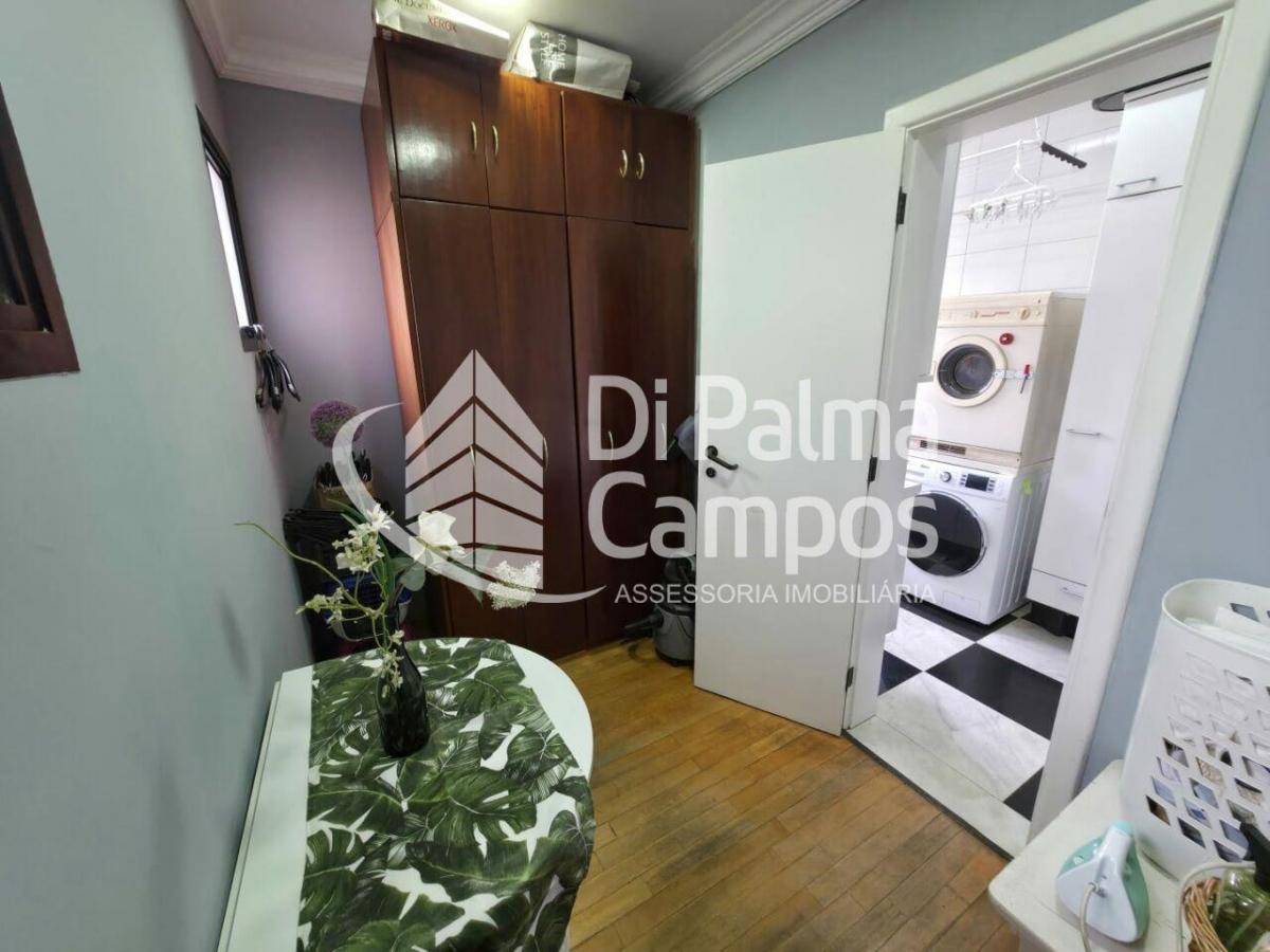 Apartamento com 267m², 4 suítes, varandas e próximo ao metrô no Paraíso