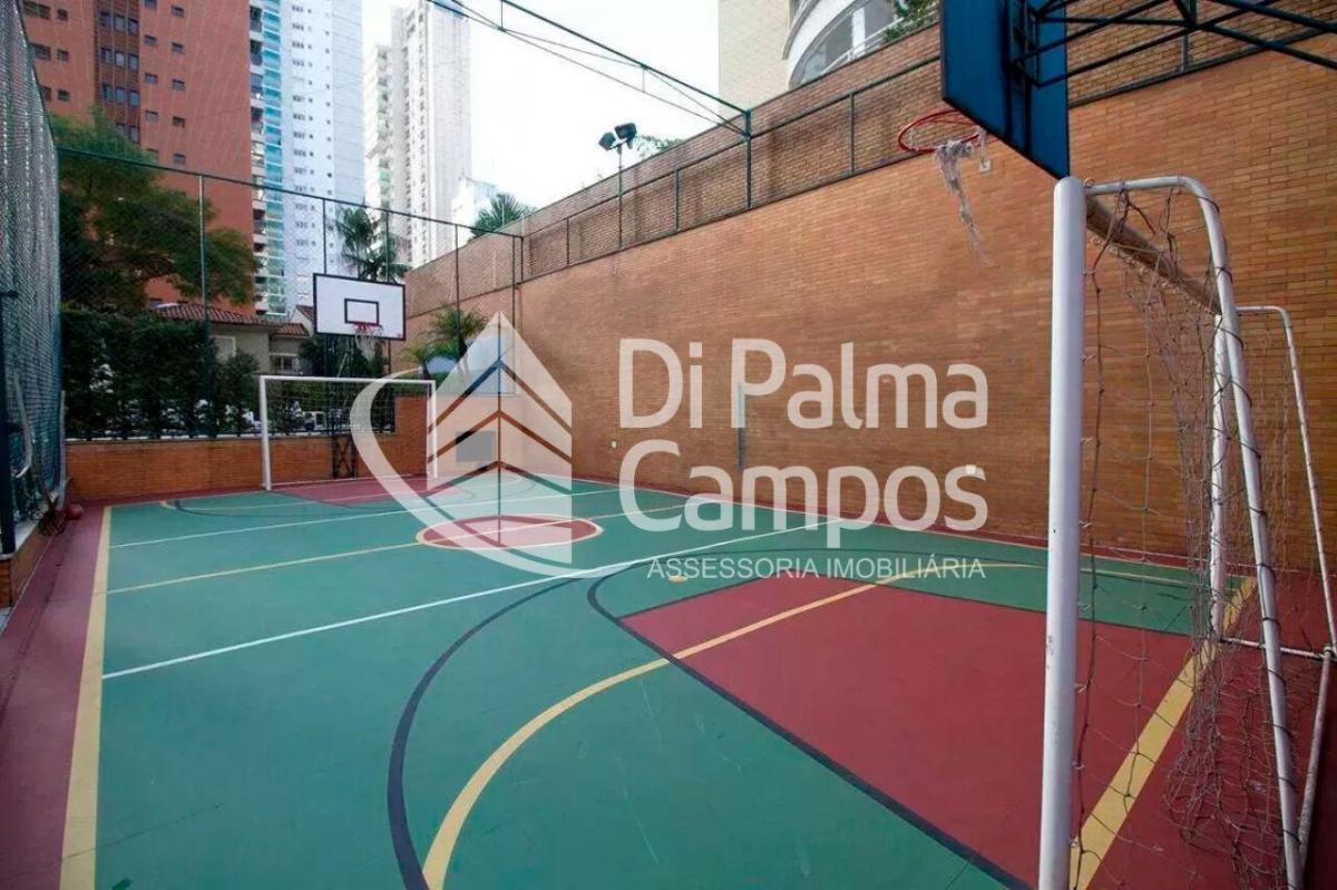 Apartamento com 267m², 4 suítes, varandas e próximo ao metrô no Paraíso