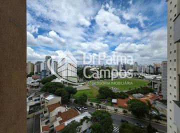 Apartamento com 267m², 4 suítes, varandas e próximo ao metrô no Paraíso