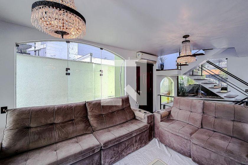 Casa à Venda – Vila Mariana, 3 Quartos, 920 m² – São Paulo